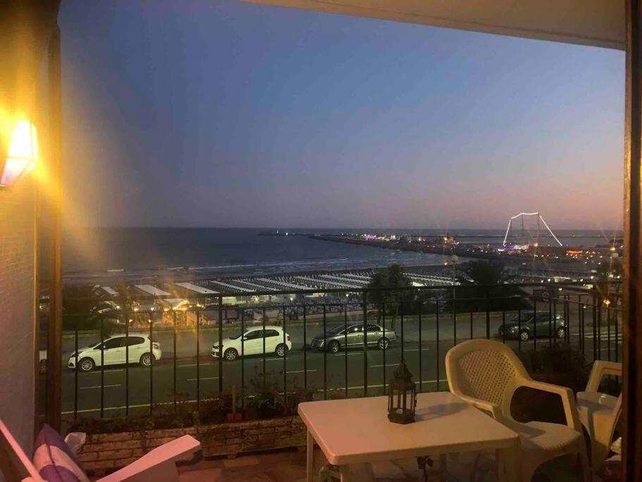 Apartment Depto Frente Al Mar. Playa Grande. Solo Familias *